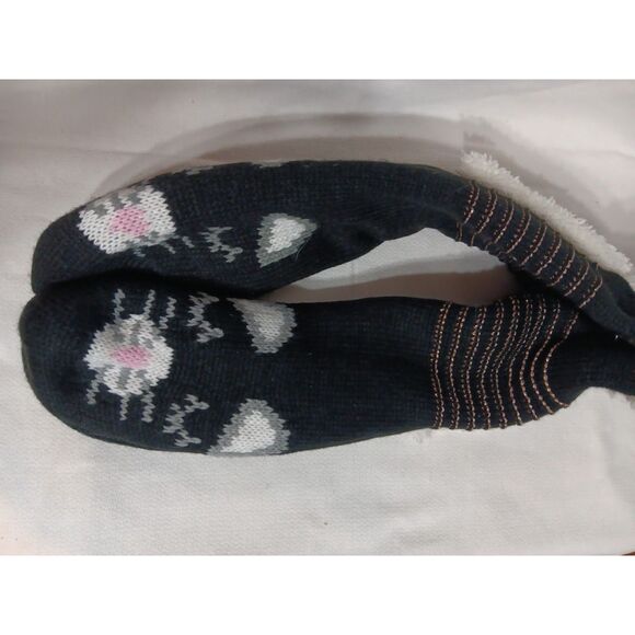 Secret Treasure Slipper Socks shoe size 4-10 Slip Bottoms Faux Fur - Picture 2 of 4